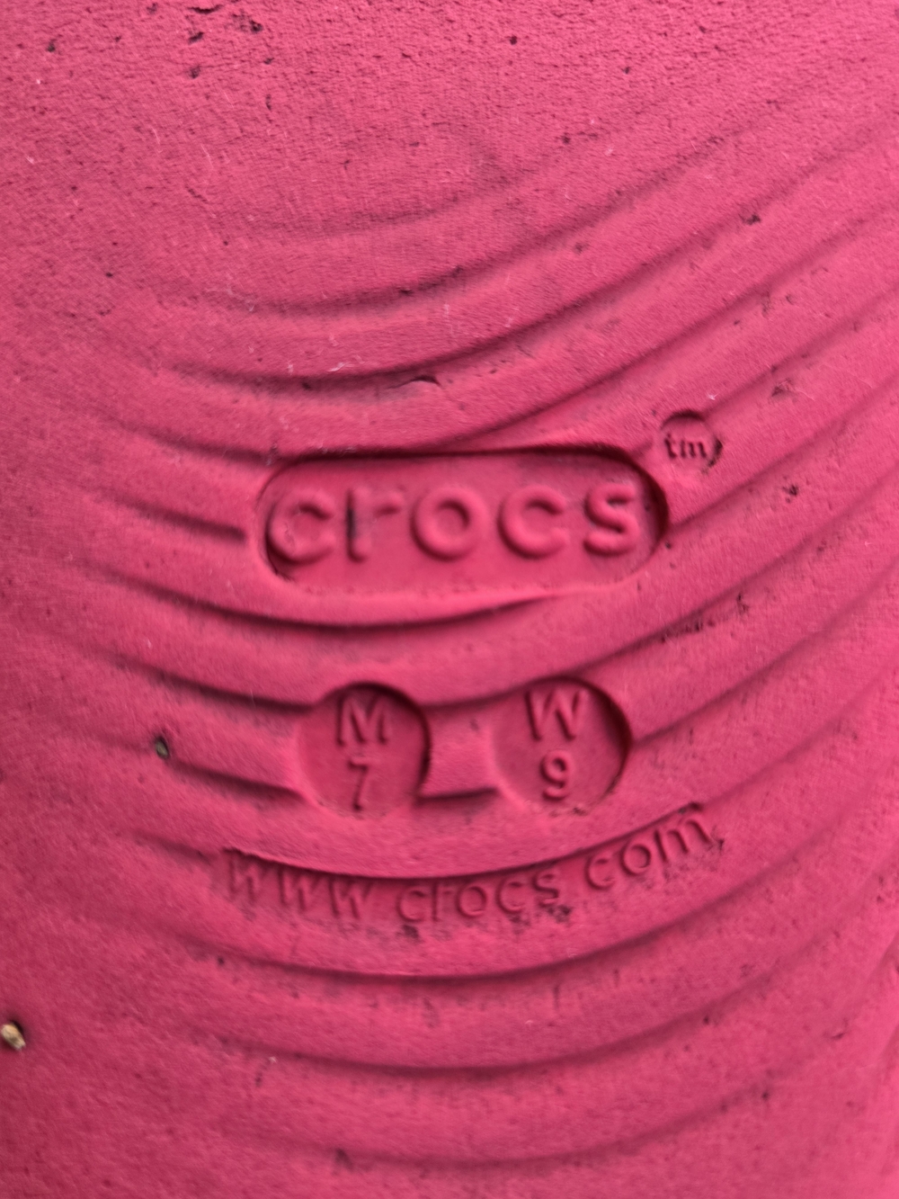 Crocs Mellow Recovery Slide In Red - Picture 5 of 6